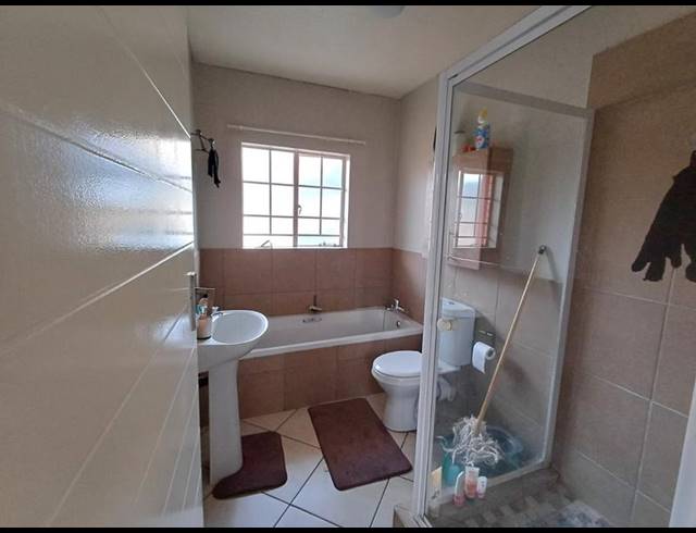 2 BEDROOM APARTMENT FOR SALE IN MONAVONI